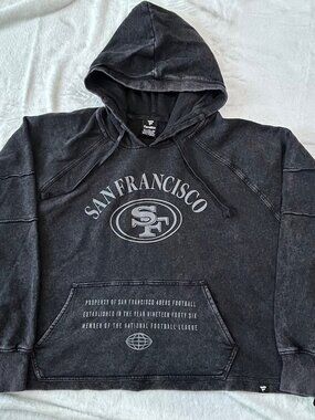 San Francisco 49ers Women's Distressed Cropped Hoodie by Fanatics